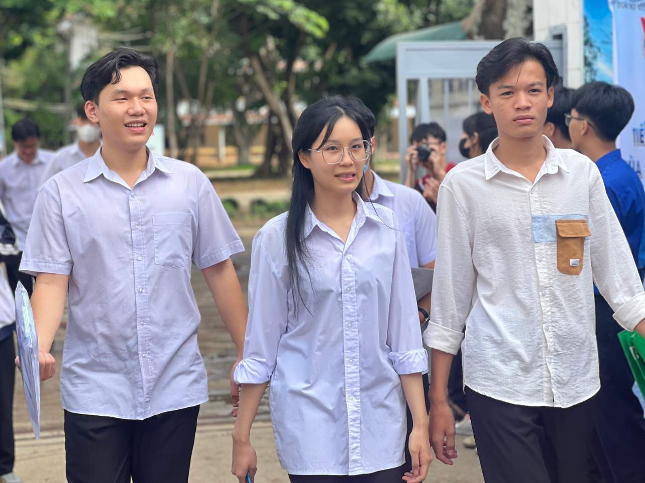 Kon Tum province's average high school graduation score in 2024 ranks second in the Central Highlands region. Photo: Le Nguyen
