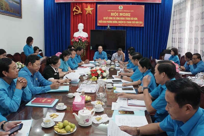 LĐLĐ tỉnh Bạc Liêu tổ chức sơ kết công tác công nhân, công đoàn 6 tháng đầu năm 2024. Ảnh: Nhật Hồ