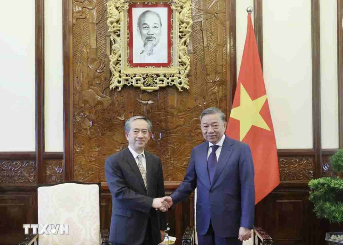 President To Lam receives Chinese Ambassador Hung Ba. Photo: TTXVN