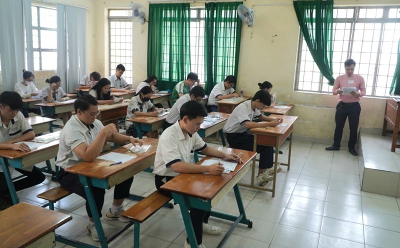 Thí sinh dự thi tốt nghiệp THPT năm 2024. Ảnh: Chân Phúc