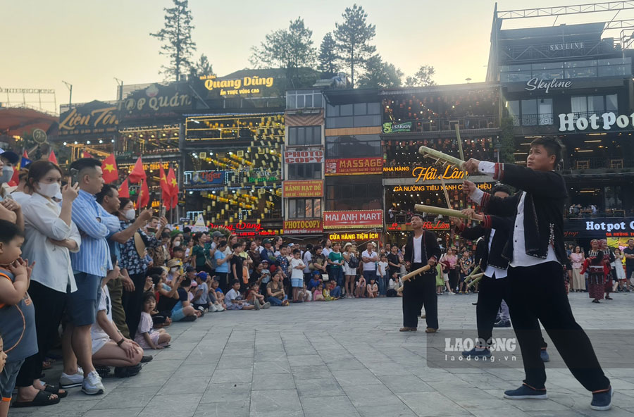 Lễ hội mùa hè là sản phẩm văn hóa du lịch đặc trưng mang bản sắc, thương hiệu riêng của Sa Pa. Ảnh: Bảo Nguyên