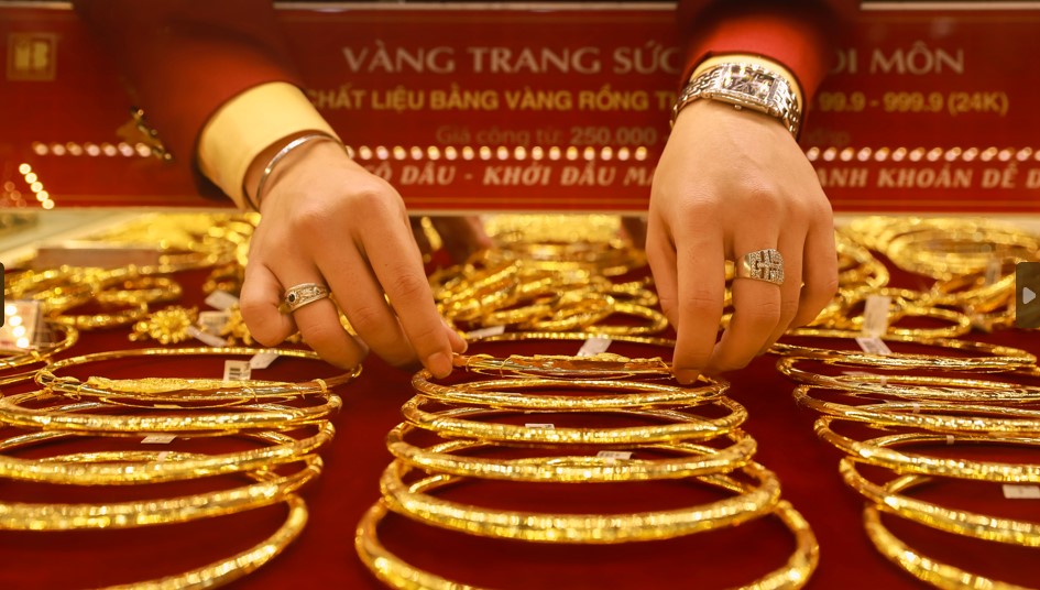 Thị trường vàng đang trong đà tăng mạnh. Ảnh minh họa: Phan Anh