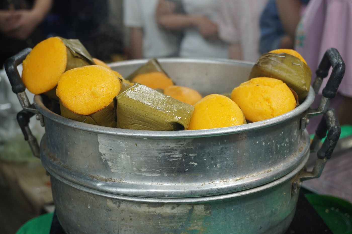 Palmyra beef cake and shrimp cake are the two most popular cakes among tourists at the festival.