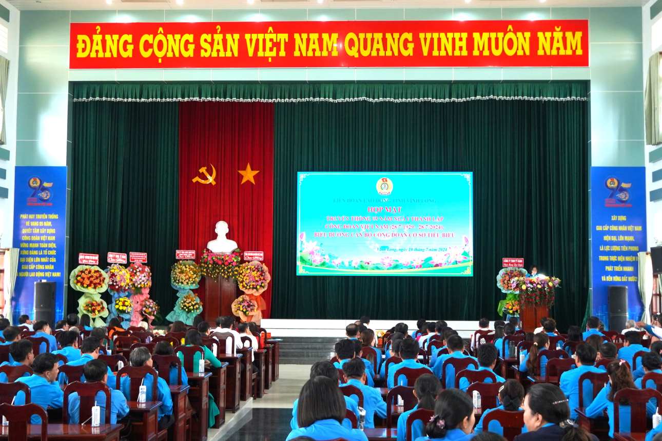 View of the ceremony. Photo: Ta Quang