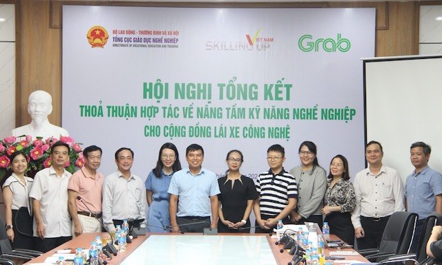 Hội nghị tổng kết, đánh giá chương trình hợp tác, hỗ trợ phát triển, và nâng tầm kỹ năng cho cộng đồng lái xe công nghệ. Ảnh: Duy Hưng