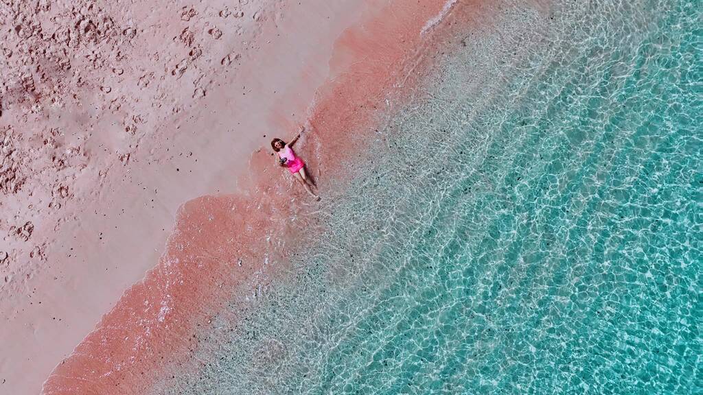 Unique pink sea in Indonesia. Photo: FBNV