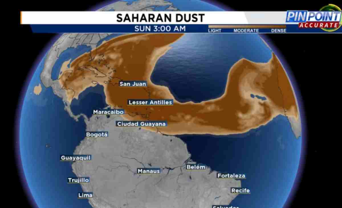 Sahara dust hinders storm development. Screenshots