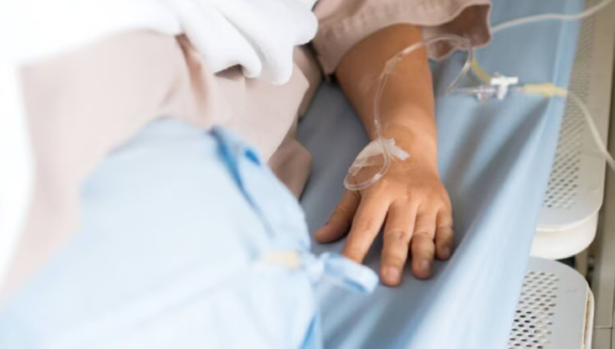 Sepsis is a very serious condition that requires immediate hospitalization. Photo source: Adobe