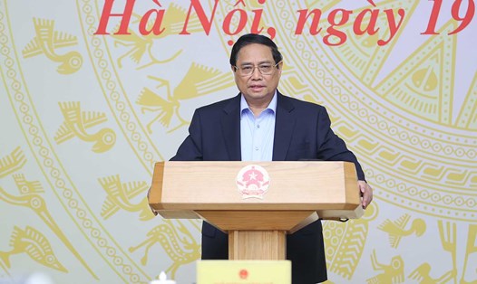 Thủ tướng Chính phủ Phạm Minh Chính chủ trì hội nghị về chuyển đổi số. Ảnh: Nhật Bắc