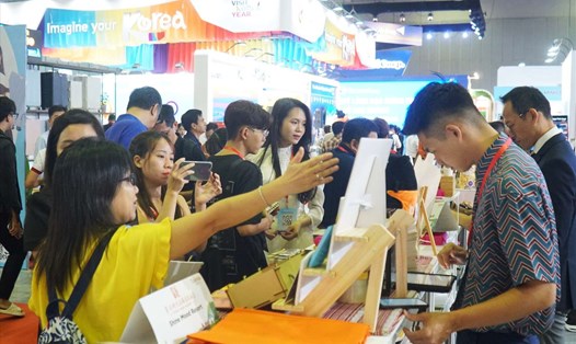 Hội chợ ITE HCMC 2023 đã xúc tiến hơn 9.025 cuộc hẹn thương mại B2B giữa người mua và các đơn vị triển lãm. Ảnh: Thanh Chân