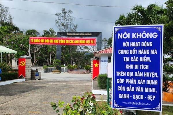 Côn Đảo nói không với đốt vàng mã tại các điểm, khu di tích. Ảnh: Cổng TTĐT Du lịch Côn Đảo
