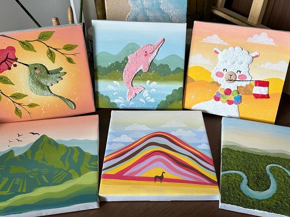 Experience free painting at the exhibition.