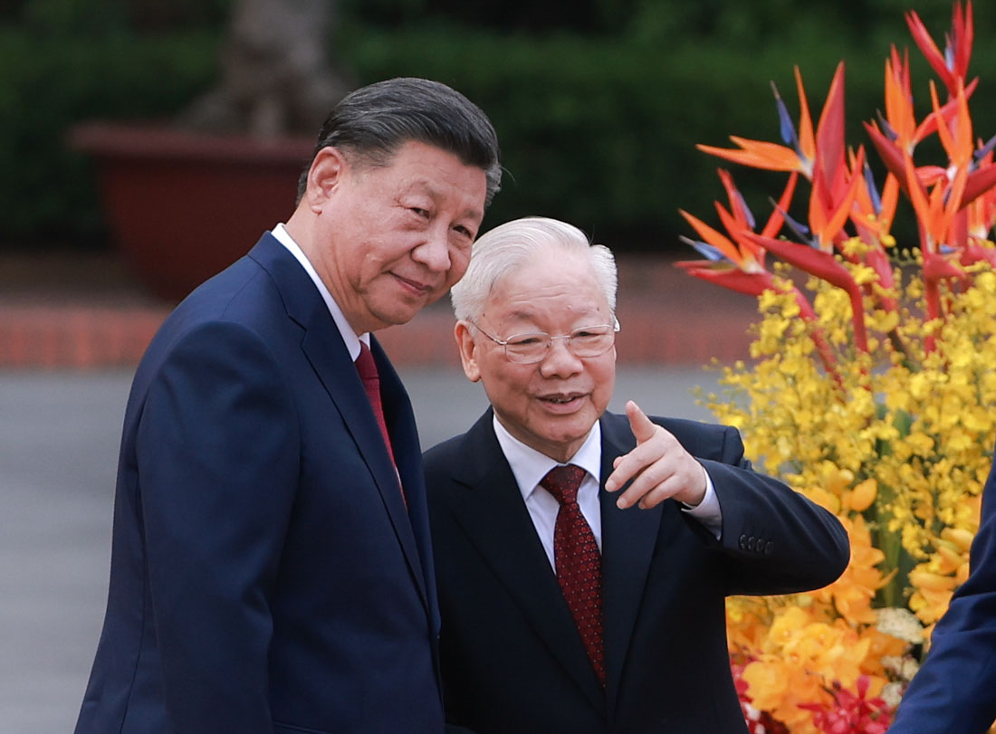 General Secretary Nguyen Phu Trong welcomed General Secretary and President of China Xi Jinping. Photo: Hai Nguyen