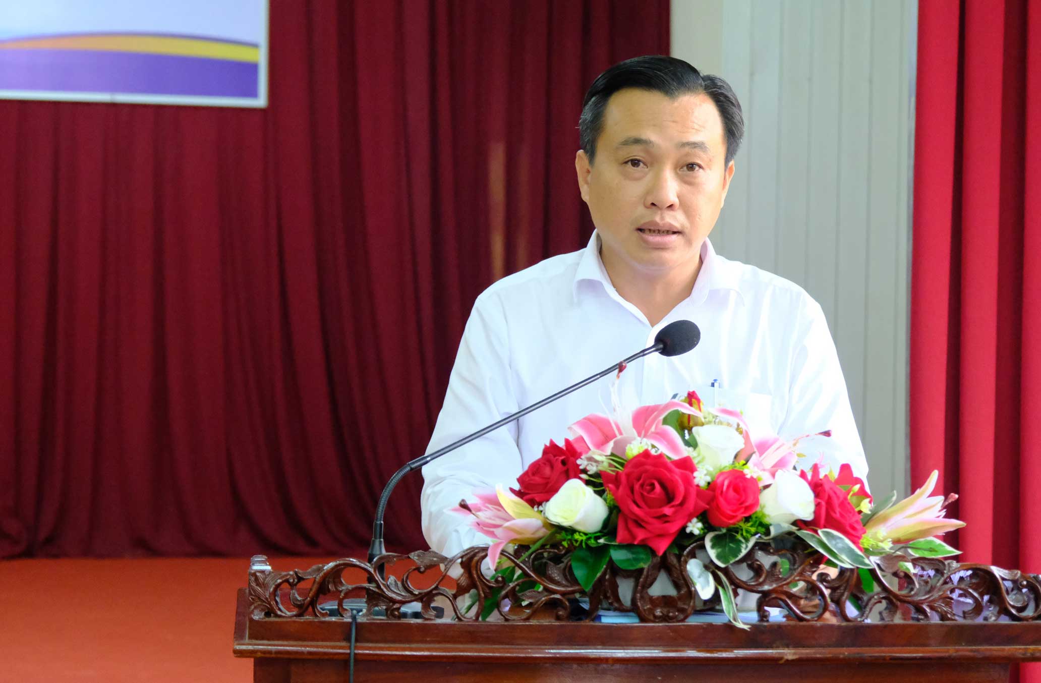 Phó Trưởng Ban Dân vận Thành ủy Cần Thơ Nguyễn Hồng Hà phát biểu. Ảnh: Mỹ Ly