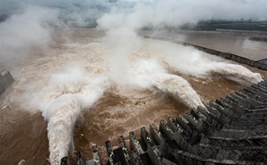 Mưa lớn dai dẳng, đập Tam Hiệp Trung Quốc đón 1,46 tỉ mét khối nước lũ