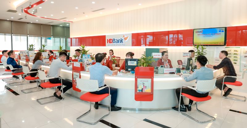 Với tổng tỉ lệ cổ tức lên đến 30%, HDBank là ngân hàng chia cổ tức cao nhất năm 2024. Ảnh: HDBank