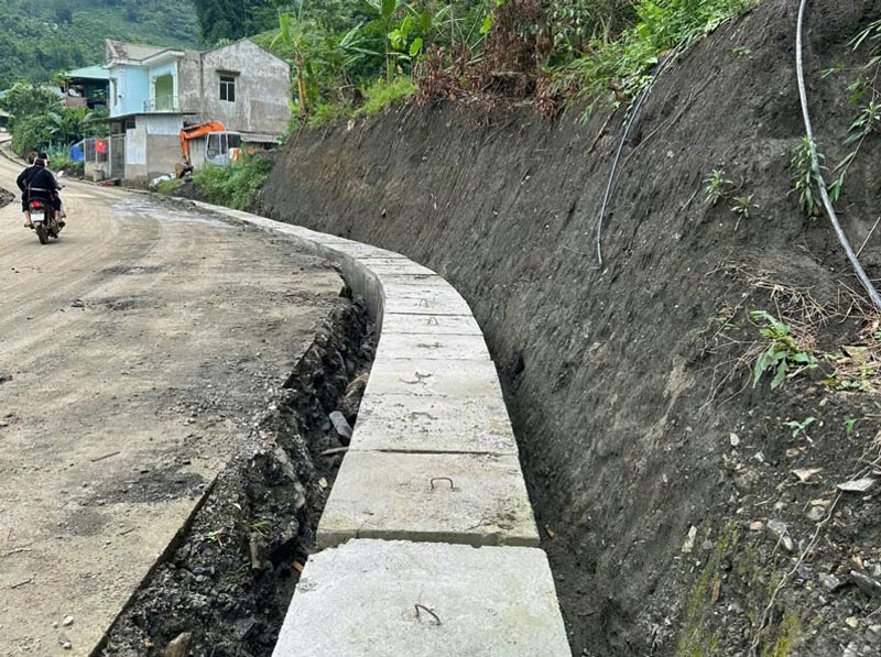 Đoạn mương thoát nước được khắc phục. Ảnh: Tân Văn