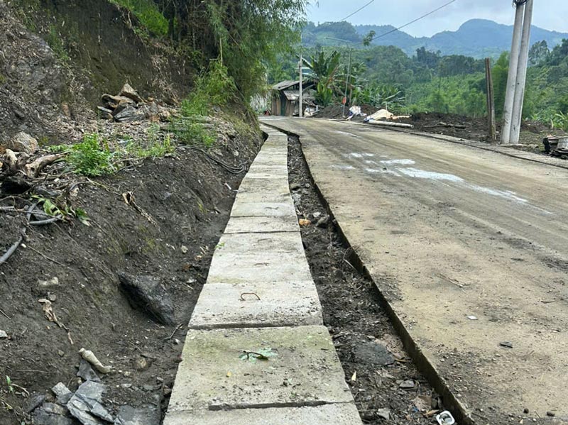 Các hình ảnh trước và sau khi Báo Lao Động phản ánh. Ảnh: Tân Văn