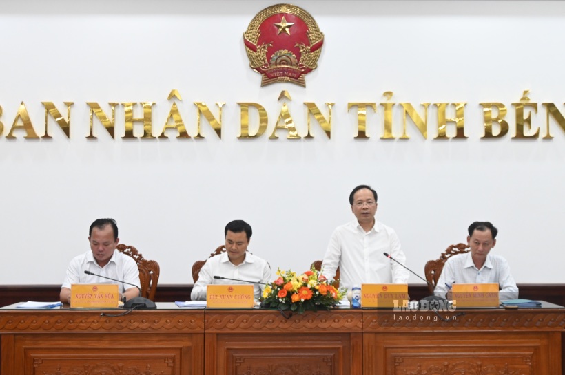 Thứ trưởng Bộ Giao thông Vận tải Nguyễn Duy Lâm - Phát biểu kết luận tại buổi làm việc. Ảnh: Thành Nhân
