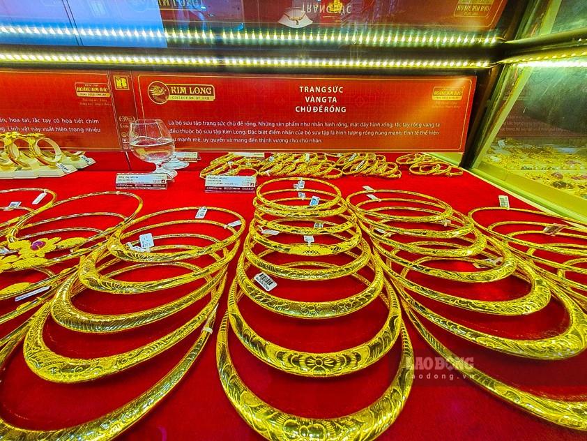 アートワーク：Phan Anh