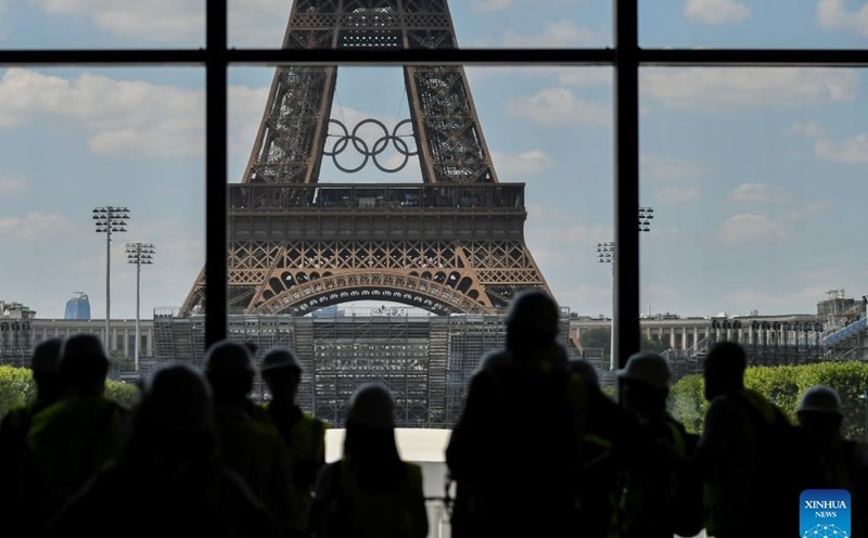 Olympic 2024 khiến việc kinh doanh của nhiều cửa hàng ở thủ đô Paris giảm sút. Ảnh: Xinhua
