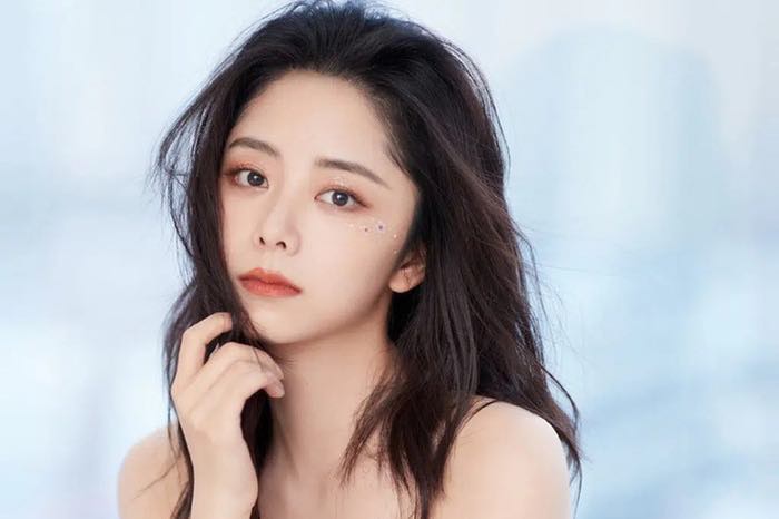 Đàm Tùng Vận tạo sức hút với vai nữ chính phim "Em đẹp hơn cả ánh sao". Ảnh: Weibo