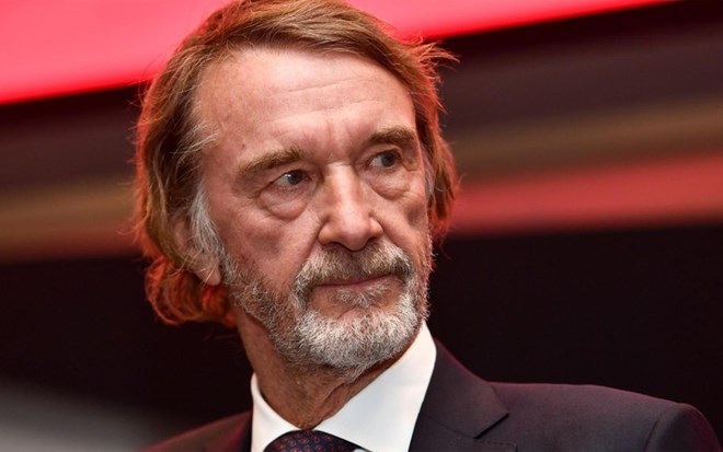 Sir Jim Ratcliffe đang dần để lại dấu ấn tại Old Trafford.  Ảnh: AFP 