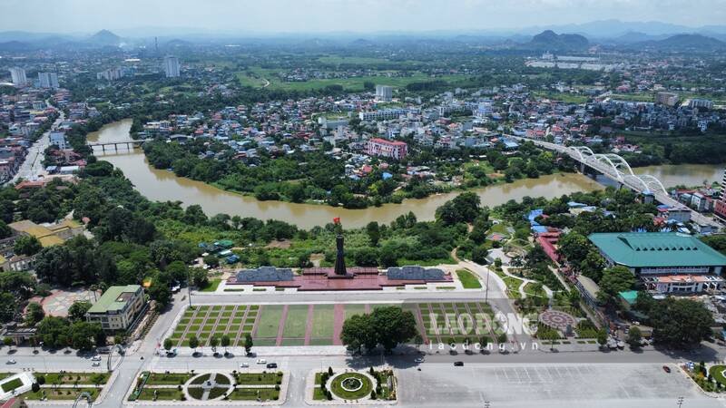 Quảng trường Võ Nguyên Giáp tại Thái Nguyên. Ảnh: Lam Thanh