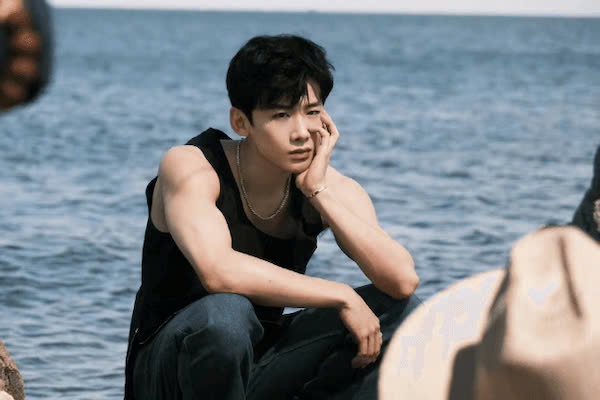 映画「Kho do danh」での Bach Kinh Dinh。写真:NSX