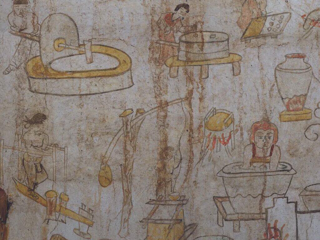 A wall painting in an ancient Chinese tomb during the Tang Dynasty. Photo: Xinhua