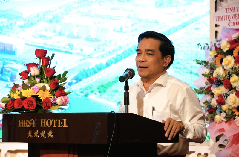 The Chairman of Quang Nam Provincial People's Committee committed to creating favorable conditions for investors, with appropriate and attractive mechanisms and policies. Van Toan's photo