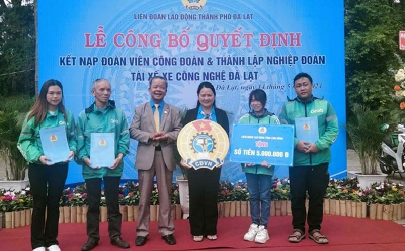 Trong tháng 7.2024, LĐLĐ TP Đà Lạt đã thành lập 4 Công đoàn cơ sở mới. Ảnh: Đức Lâm