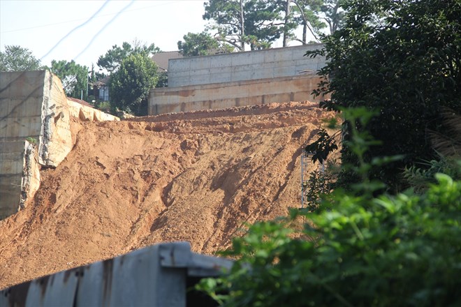 Hiện trường vụ sạt lở ở Đà Lạt khiến 2 người chết năm 2023. Ảnh: Hữu Long
