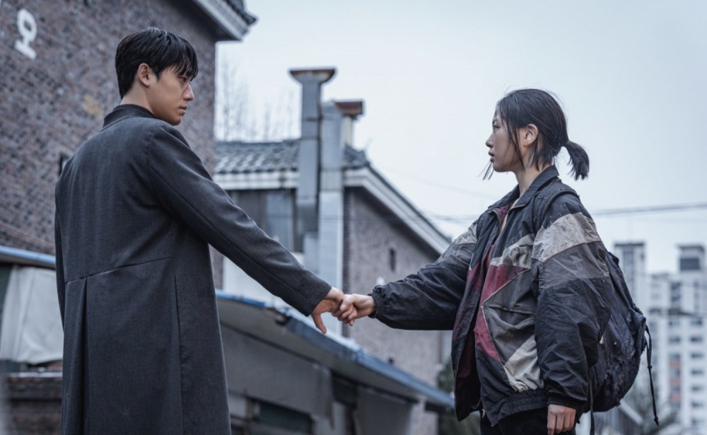 Lee Do Hyun va Go Min Si trong “Sweet Home 3“. Anh: Nha san xuat