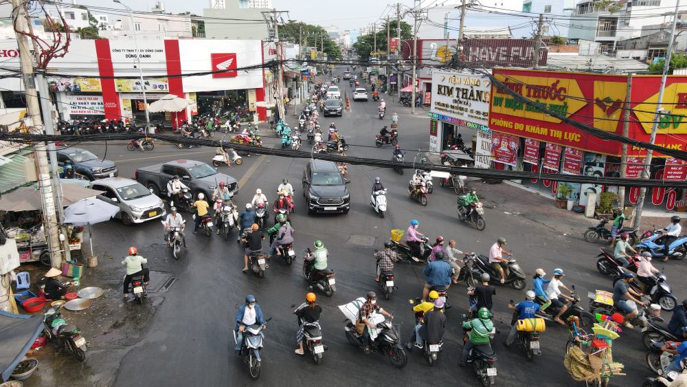 Thời tiết Nam Bộ ngày nắng gián đoạn. Ảnh: Anh Tú