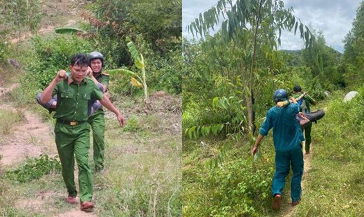 Lực lượng Công an xã Hòa Quang Bắc (huyện Phú Hòa, Phú Yên) dùng cáng võng giải cứu 2 người bị ong đốt khi đang làm rẫy. Ảnh Công an cung cấp