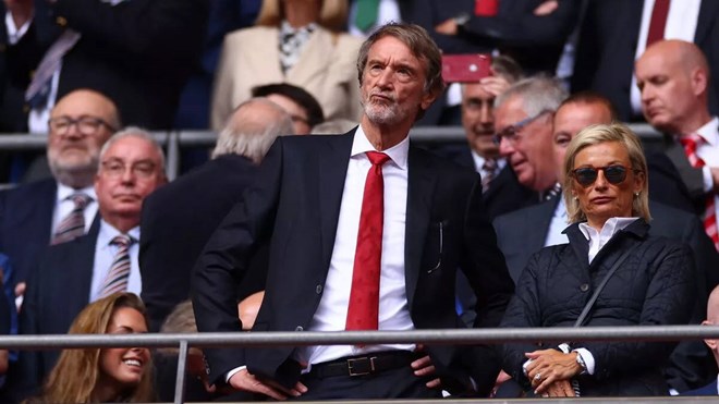 Sir Jim Ratcliffe đang thực hiện một số thay đổi lớn mang tính bước ngoặt tại Man United. Ảnh: AFP 