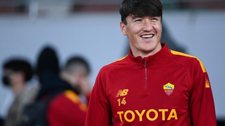 Eldor Shomurodov đang thuộc biên chế của AS Roma. Ảnh: AS Roma