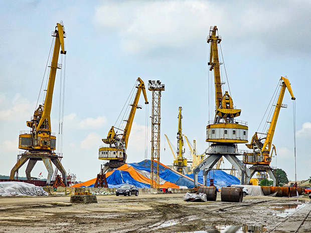 Cảng Hoàng Diệu (thuộc Công ty CP Cảng Hải Phòng) đang chuẩn bị di dời để xây dựng cầu Nguyễn Trãi. Ảnh: Cổng TTĐT Hải Phòng