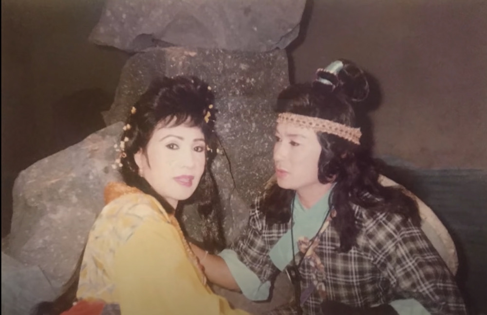 Minh Phụng và Lệ Thủy thời trẻ. Ảnh: NSCC.