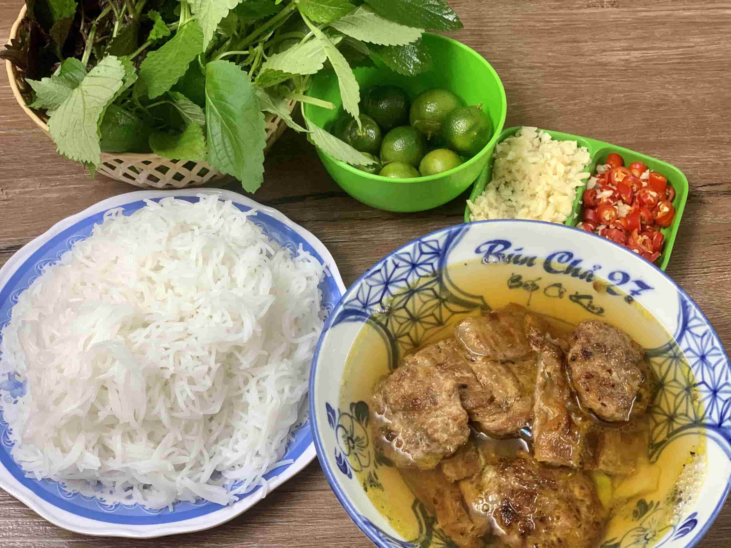 Bun cha - a typical dish in Hanoi cuisine. Photo: Nhat Minh