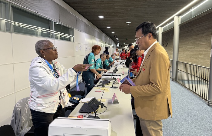 Officials of the Vietnamese Sports Delegation were present in France this morning (July 24). Photo: Thu Sam