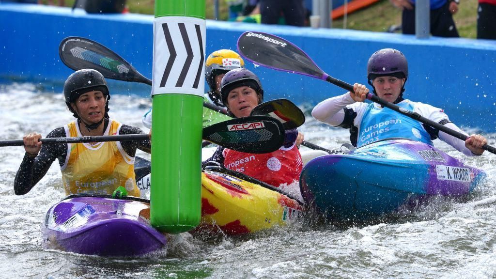 Kayak Cross là môn thể thao mới ở Olympic Paris 2024. Ảnh: BBC