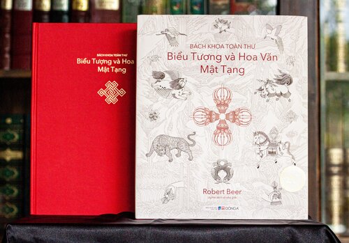Sách "Bách khoa toàn thư - Biểu tượng và Hoa văn Mật Tạng" chính thức ra mắt độc giả Việt Nam. Ảnh: Đ. A