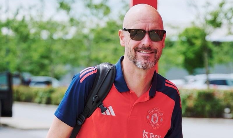 Erik ten Hag cùng Man United đến Mỹ để du đấu giai đoạn tiền mùa giải.  Ảnh: MUFC