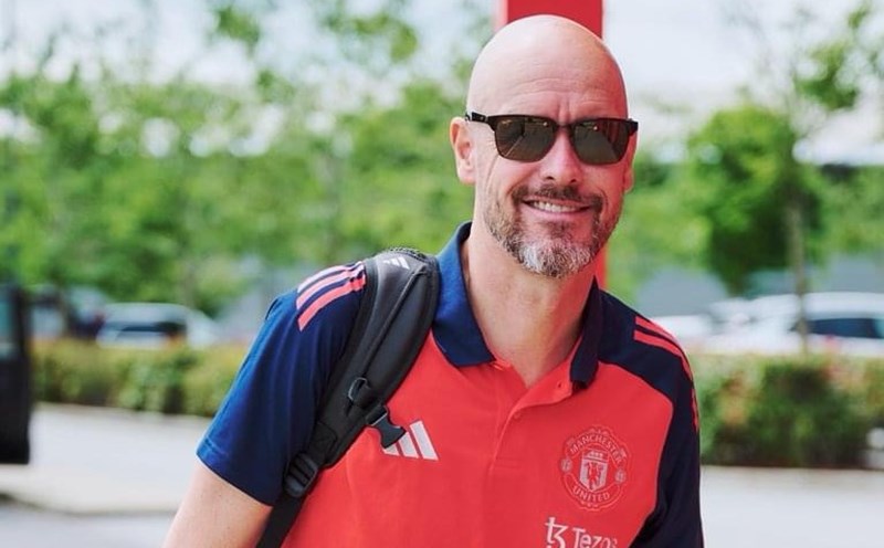 Erik ten Hag cùng Man United đến Mỹ để du đấu giai đoạn tiền mùa giải.  Ảnh: MUFC