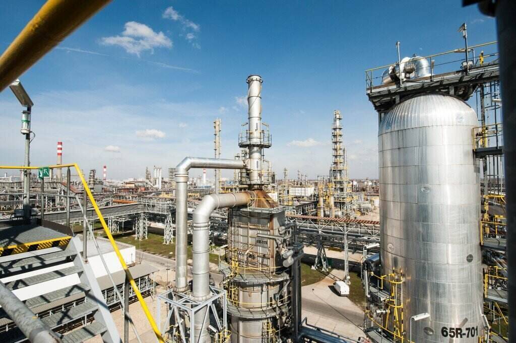 Slovnaft - oil refinery owned by the Hungarian company MOL in Slovakia. Photo: MOL