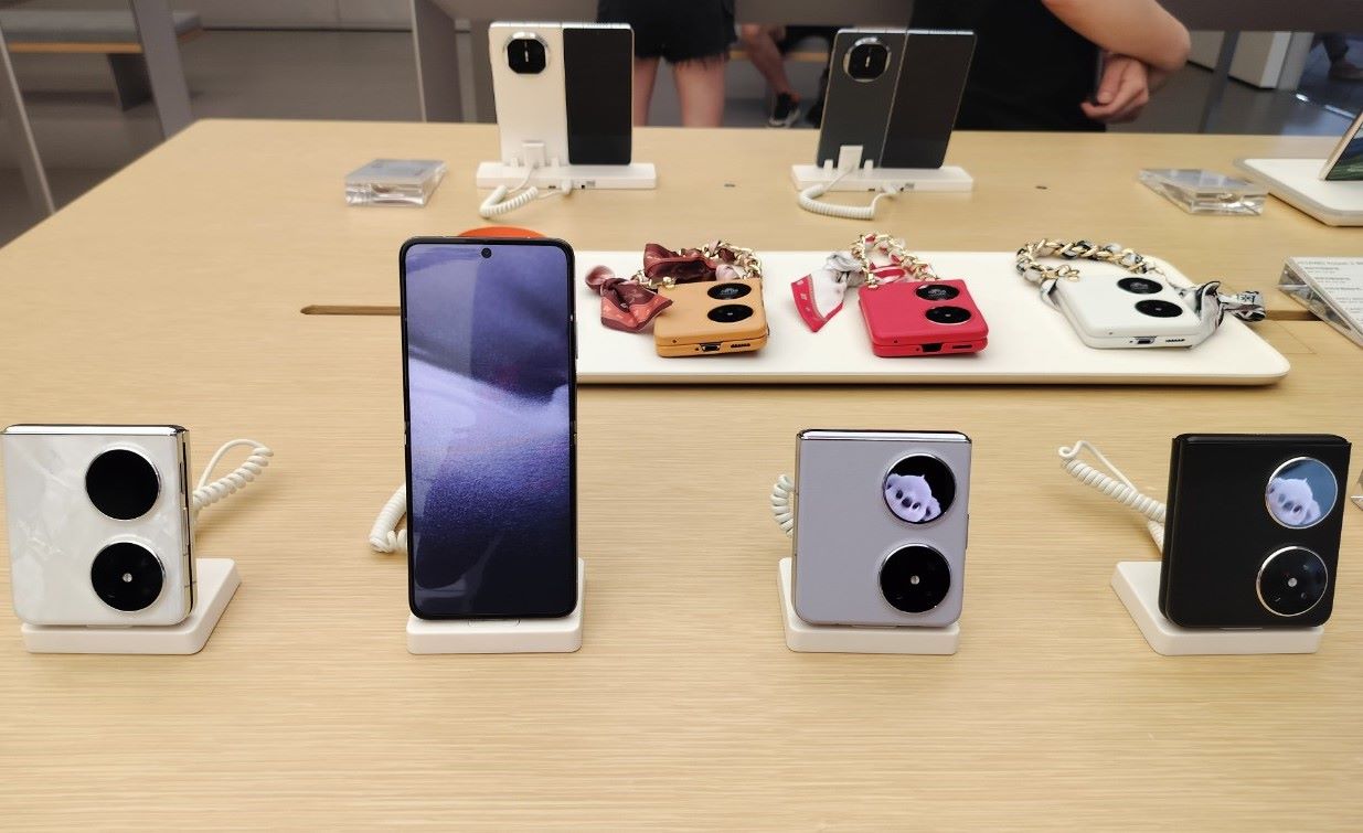 Thị trường smartphone gập sẽ trở nên sôi động khi Apple hay Huawei đều ấp ủ những kế hoạch lớn. Ảnh: Nguyễn Đăng