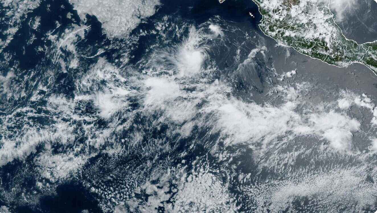 Cơn bão mới nhất Bud ở phía đông Thái Bình Dương. Ảnh: NOAA