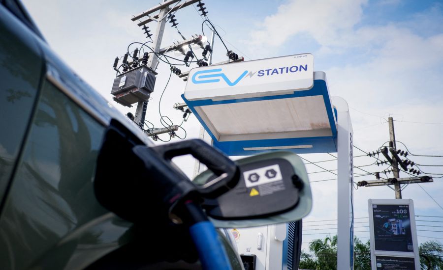 말레이시아 브라 태국 브라 필리핀 인도네시아와 같은 동남아시아 국가들은 전기 자동차 사용 및 생산을 촉진하기 위한 장려 조치를 강화하고 있습니다. 사진: AFP